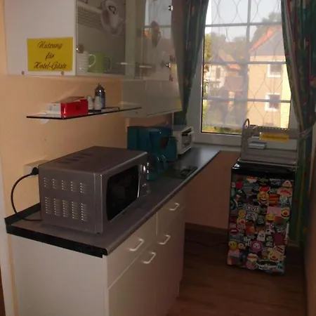 Wilhelm Busch Stube ホテル *